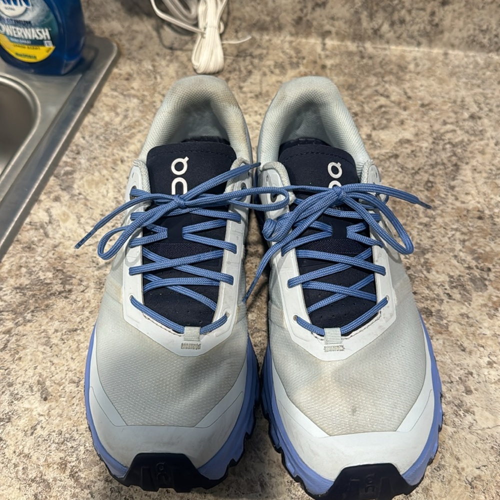 Oncloud Shoes - image 2